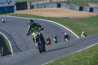 brands-hatch-photographs;brands-no-limits-trackday;cadwell-trackday-photographs;enduro-digital-images;event-digital-images;eventdigitalimages;no-limits-trackdays;peter-wileman-photography;racing-digital-images;trackday-digital-images;trackday-photos